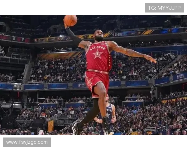 A史密斯怒批詹皇毁掉扣篮大赛 A史密斯怒批詹皇毁掉扣篮大赛